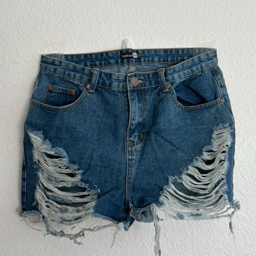 Boohoo Blue Distressed Denim Shorts Size 8 High Rise Ripped Raw Hem